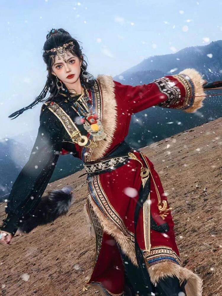 Ethnic Clothing & Online Fashion Store Khaadi Pk - New Tibetan robe Tibet brigade shot