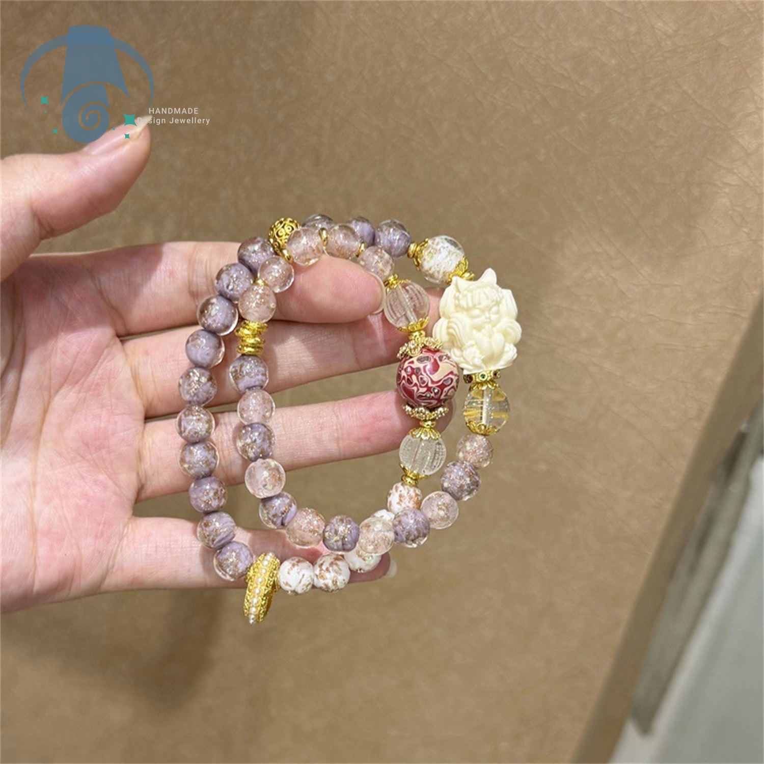 Glow In The Dark Fox Bracelet  - Aura Ethnic Fashion recension och pris