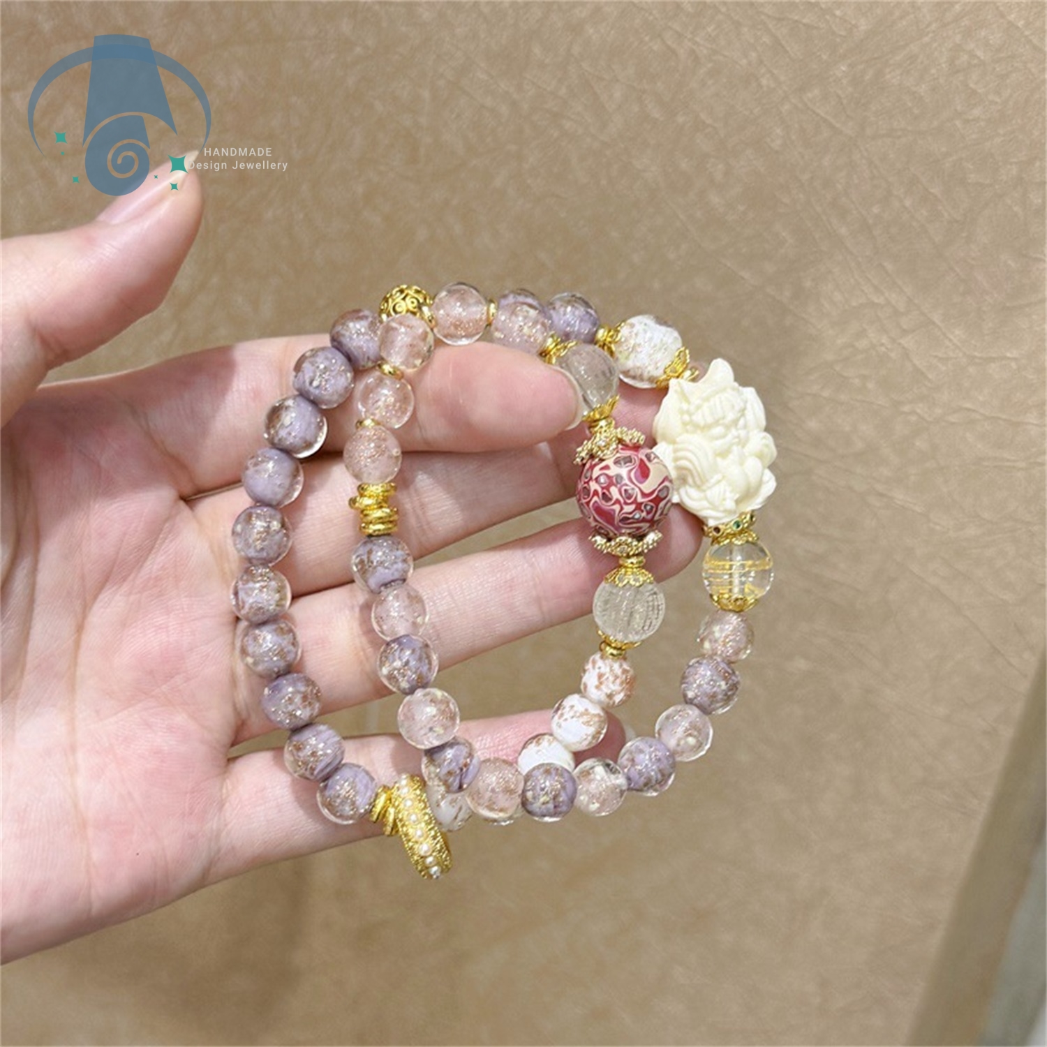 Glow In The Dark Fox Bracelet  - Aura Ethnic Fashion recension och pris