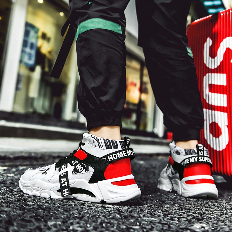 Large Size High Top Chunky Man - Ethnic Fashion Show Music recension och pris