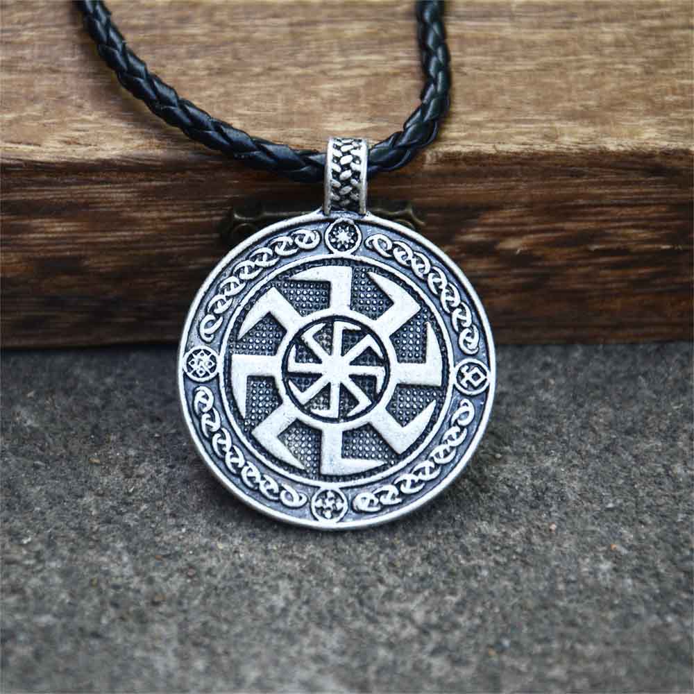 Retro Slavic Kolovrat Pendant  - Ethnic Fashion World recension och pris
